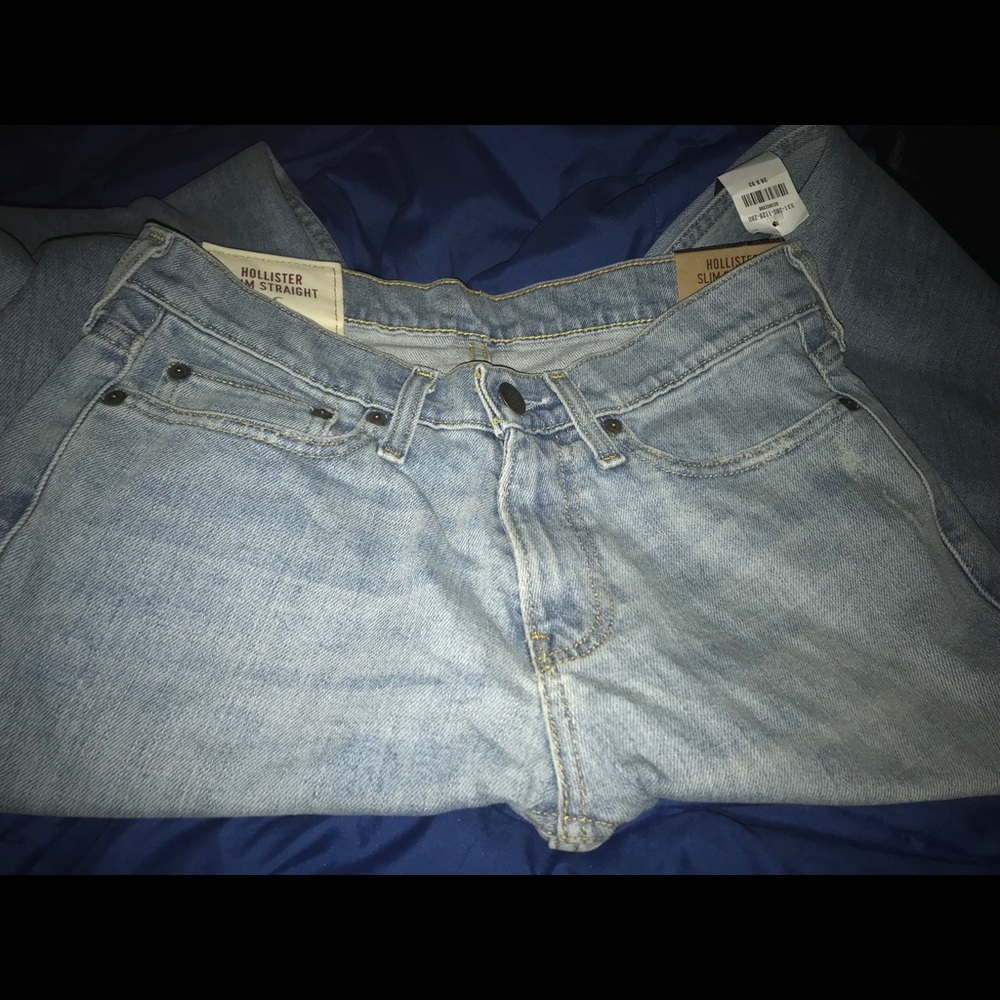 Men’s Hollister Slim Straight Jeans size 28x32 NWT